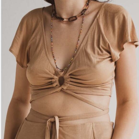 Ajaie Alaie White Linen Wrap Crop Top - Picture 6 of 6